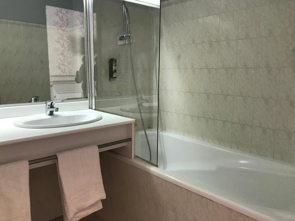 Logis La Villa Des Houx Aumale Zewnętrze zdjęcie
