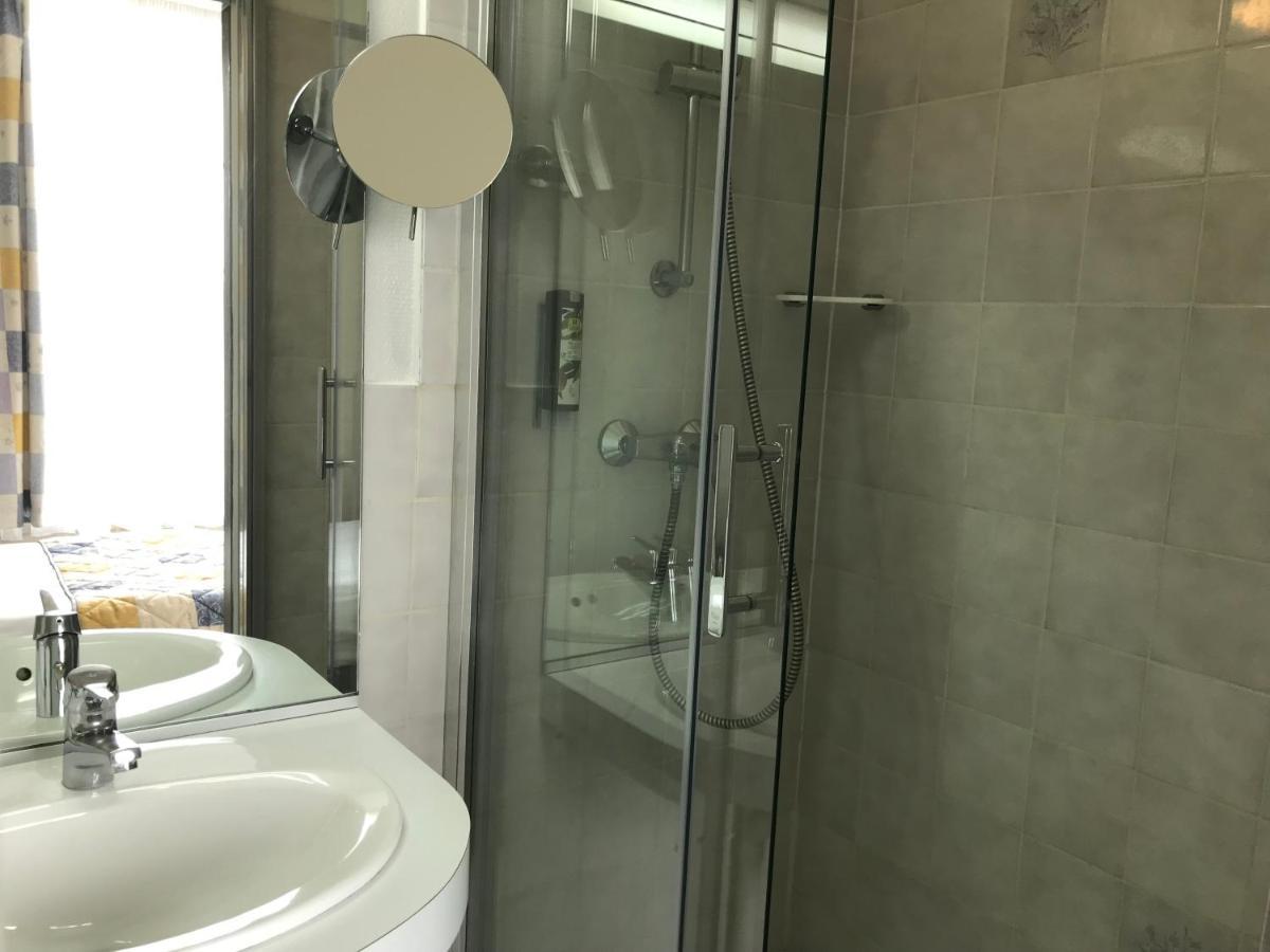 Logis La Villa Des Houx Aumale Zewnętrze zdjęcie
